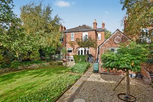 Photo 30- click for photo gallery